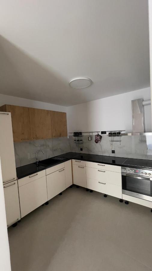 Apartman Lux Daire Zepce Dış mekan fotoğraf