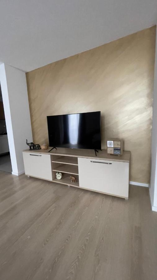 Apartman Lux Daire Zepce Dış mekan fotoğraf