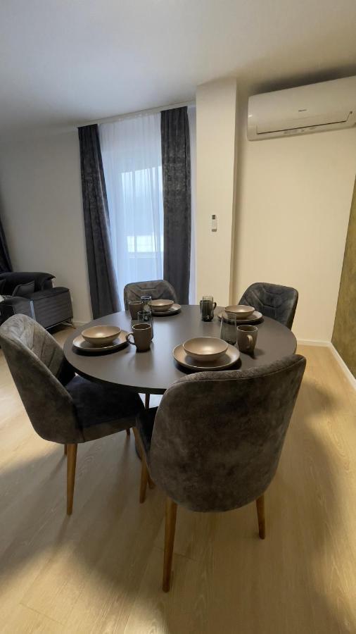 Apartman Lux Daire Zepce Dış mekan fotoğraf
